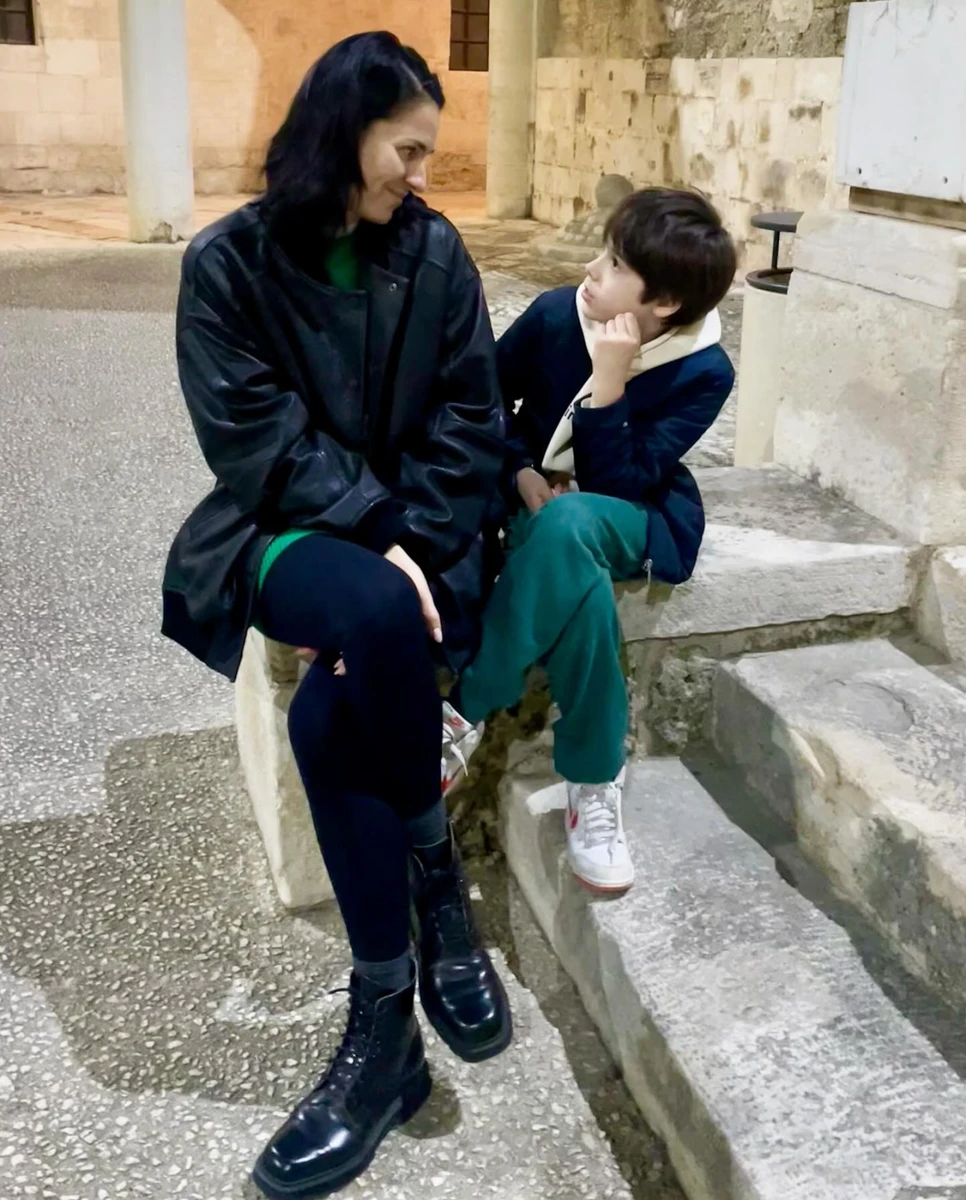 Єфросиніна часто демонструє фото з 9-річним Сашком