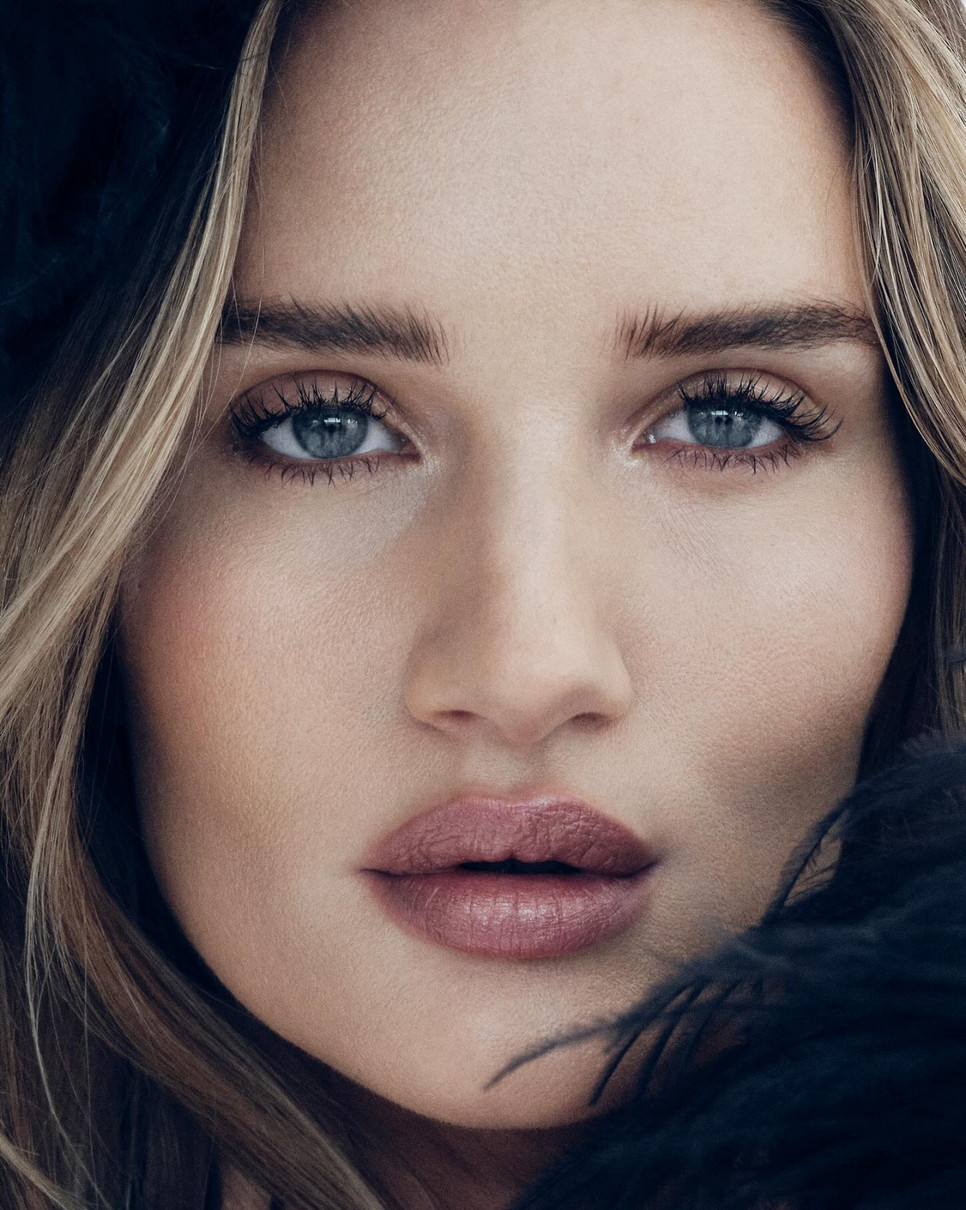 Розі знялася для турецького Vogue