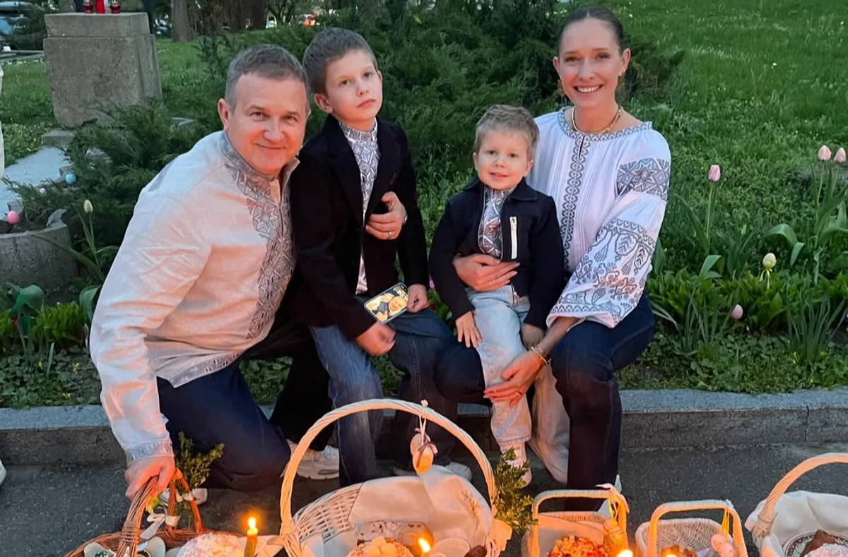 Юрій Горбунов з родиною святкує Великдень