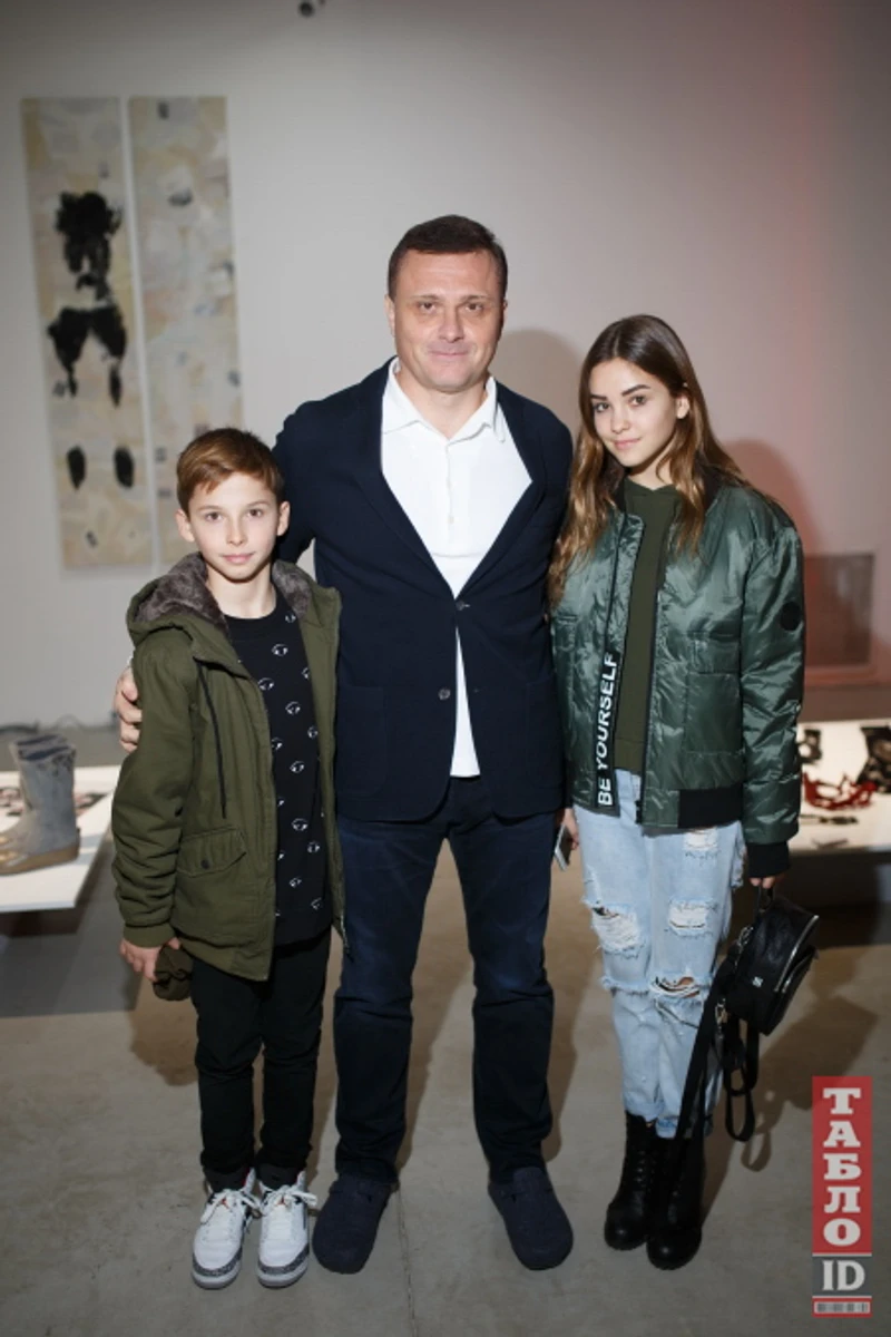 Льовочкін з дітьми