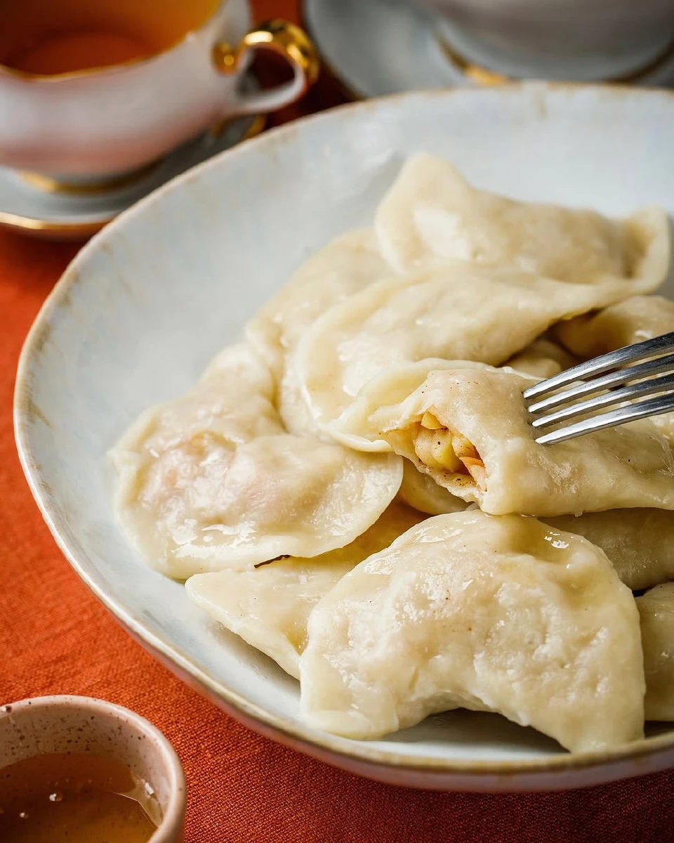 Вареники з яблуками