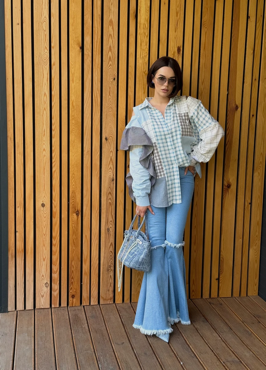 Галина Денисюк у джинсах кльош