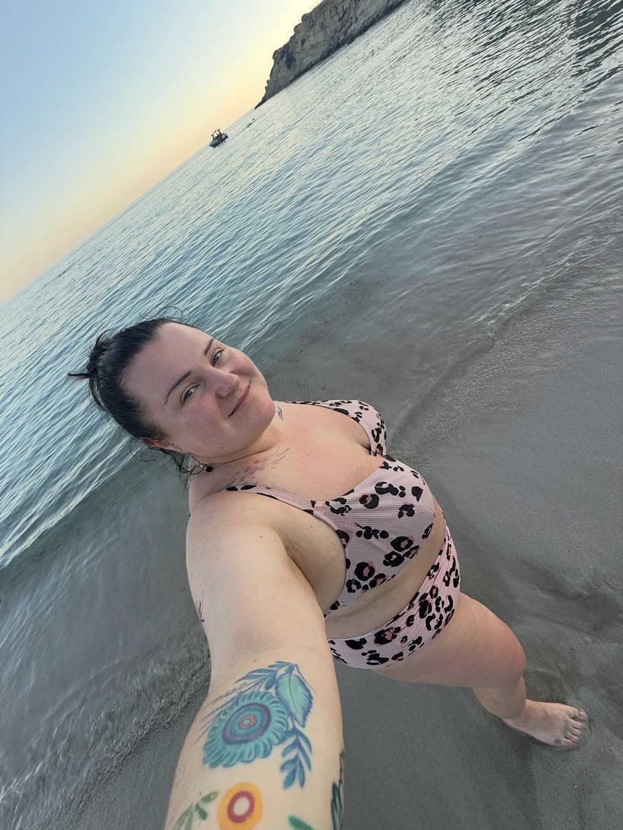 Реперка любить хижі принти 