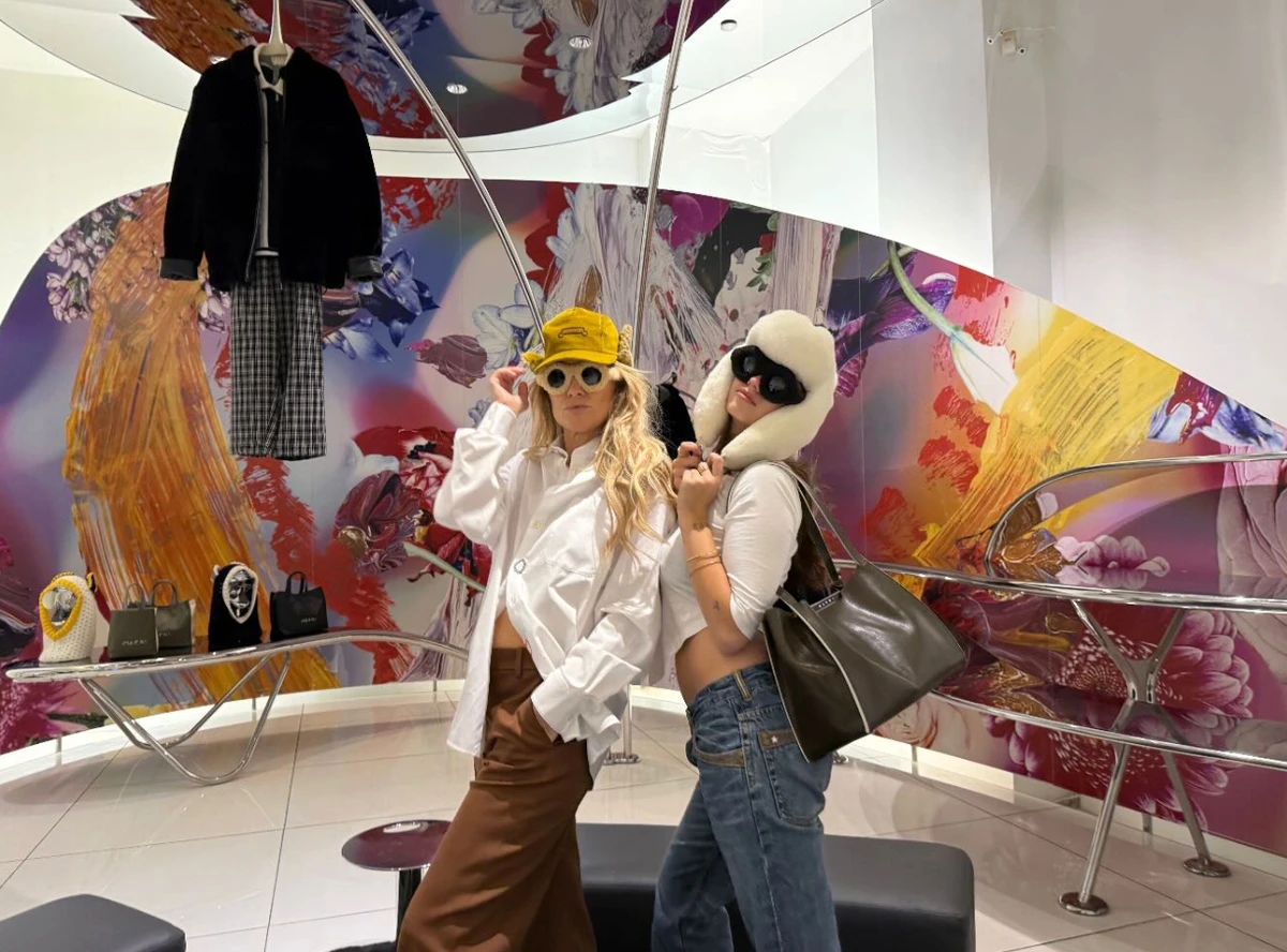 Кейт Хадсон сходила на шопінг з дівчиною свого сина в Нью-Йорку