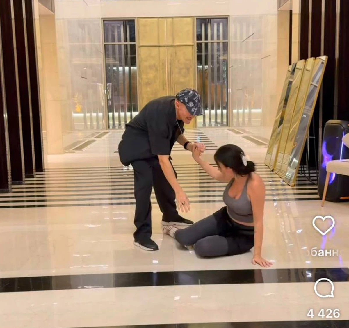 Джорджина Родрігес впала під час танцю