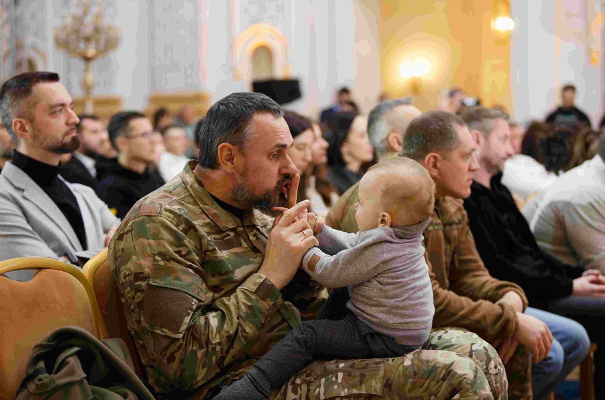 Засвідчуємо: малюк на івенті поводився дуже-дуже чемно