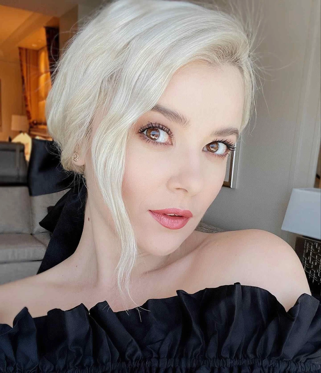 Міка Ньютон Оксана Грицай