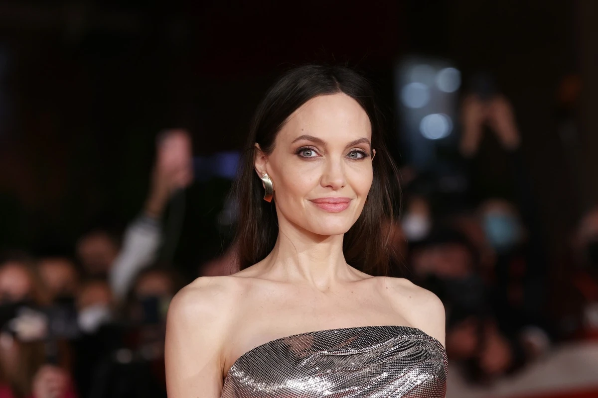 Анджеліна Джолі