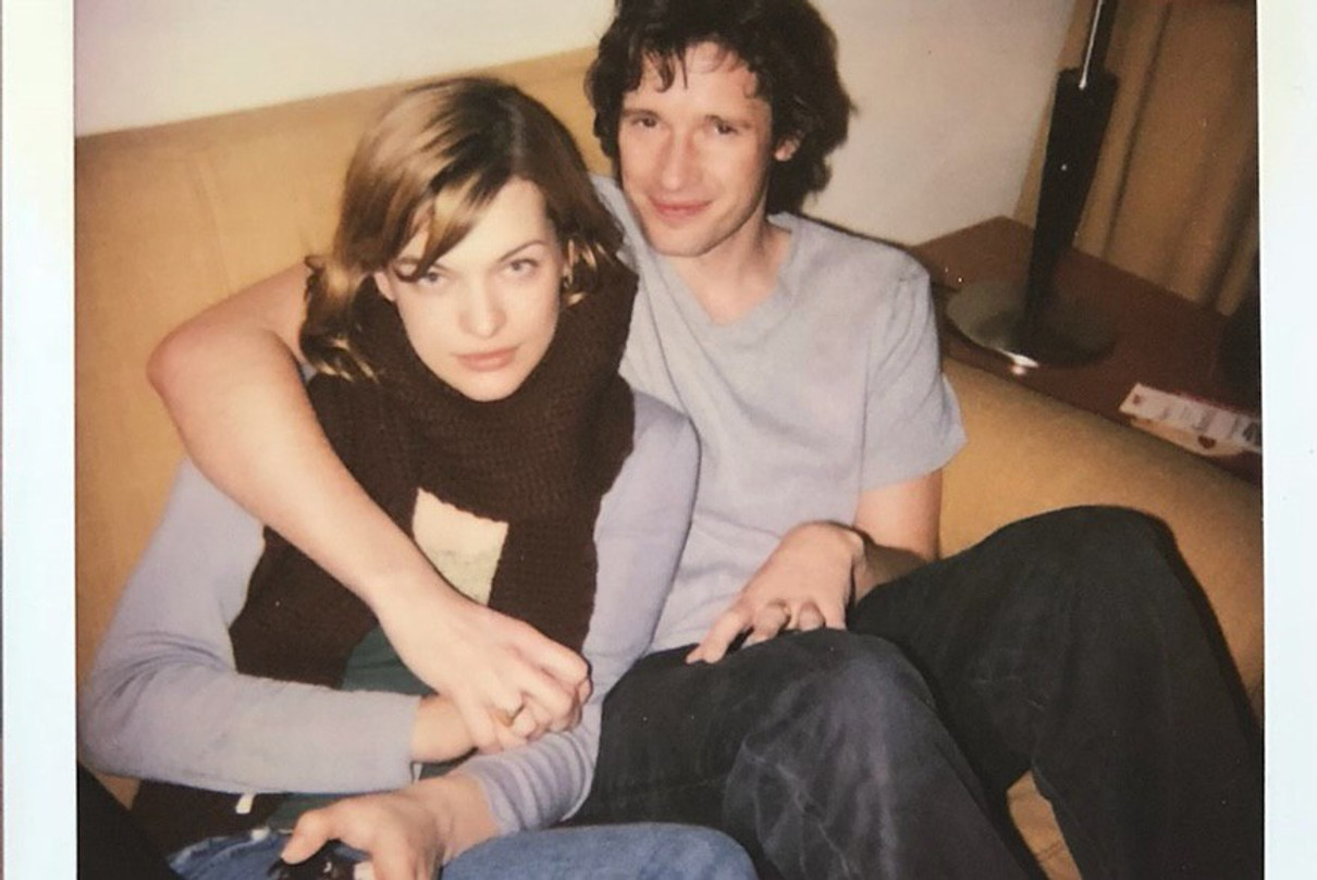 Мілла Йовович з чоловіком у молодості