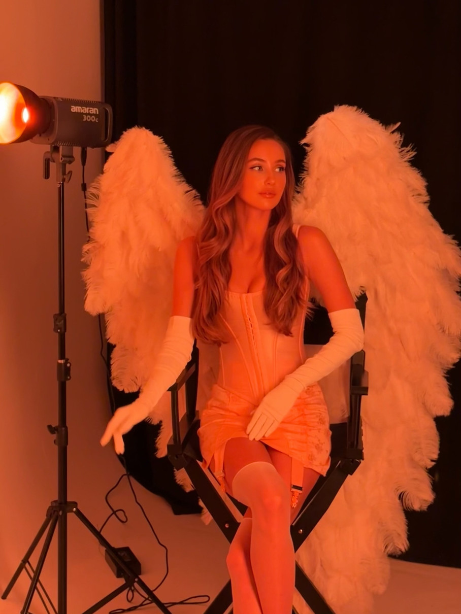 Ексдружина Тищенка з крилами