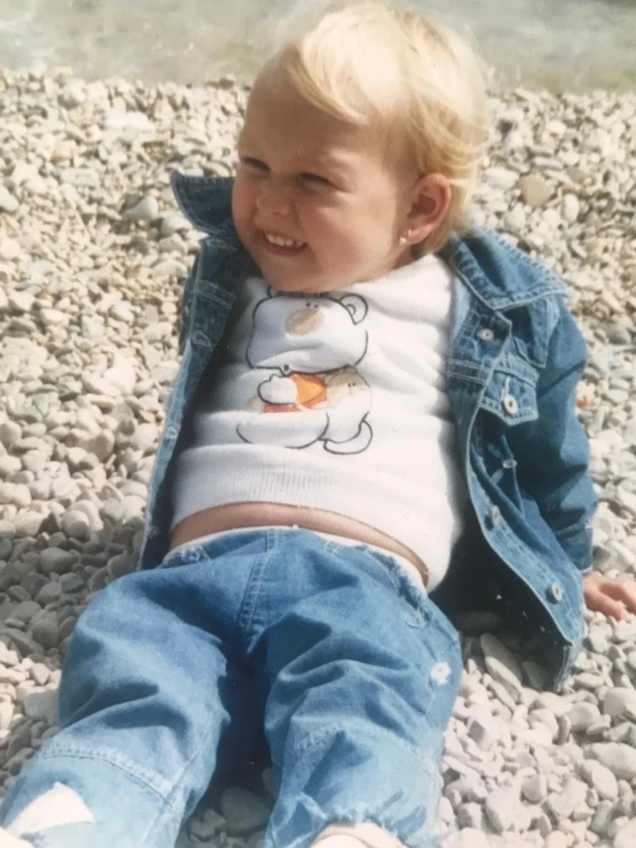 Віра Брежнєва замилувала дитячими фото дочки на її 25-річчя