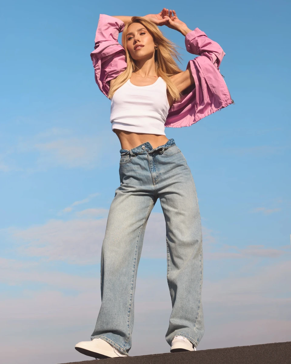 Ексдружина Нікіти Добриніна оголила живіт