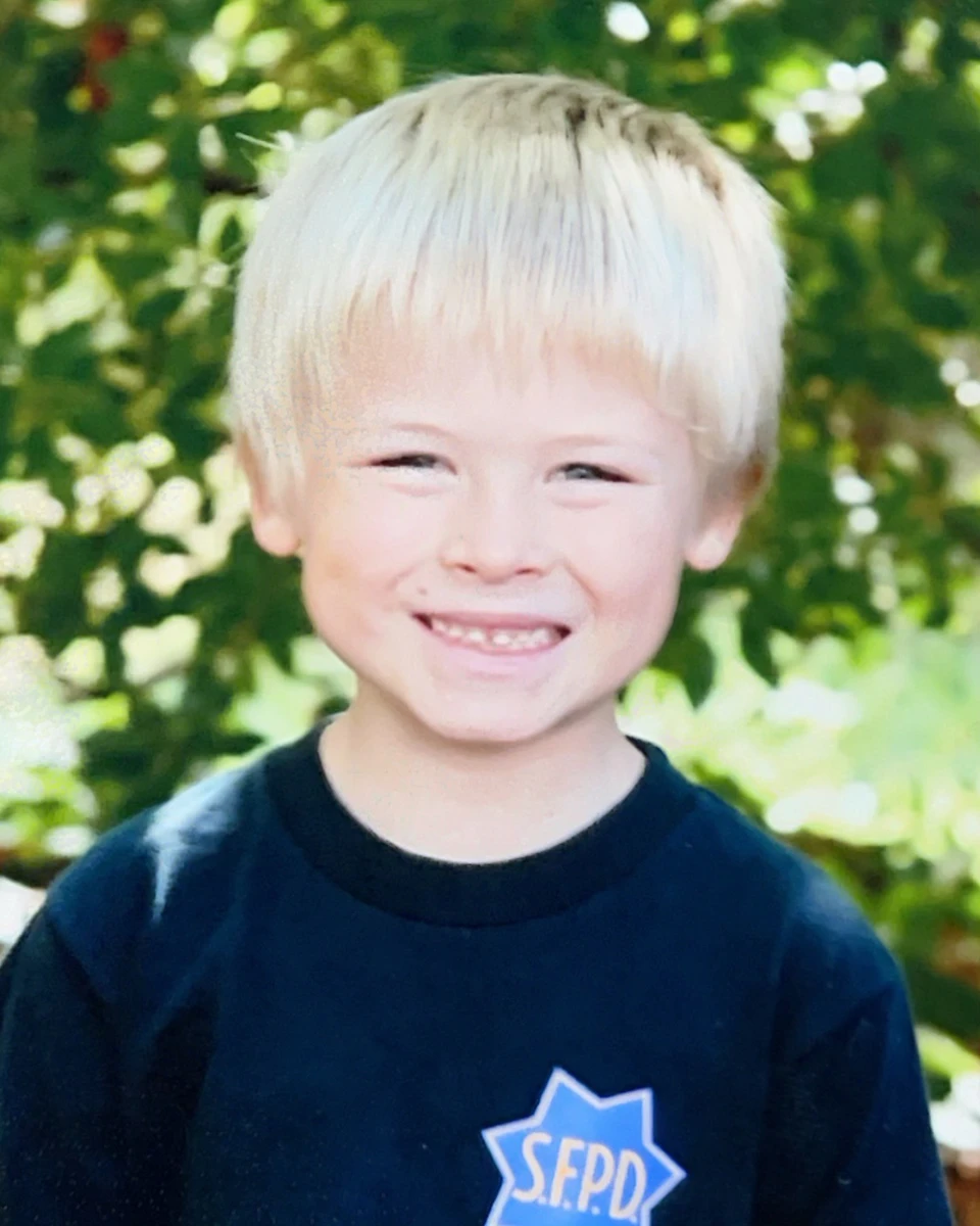 Прийомний мин Стоун Роан