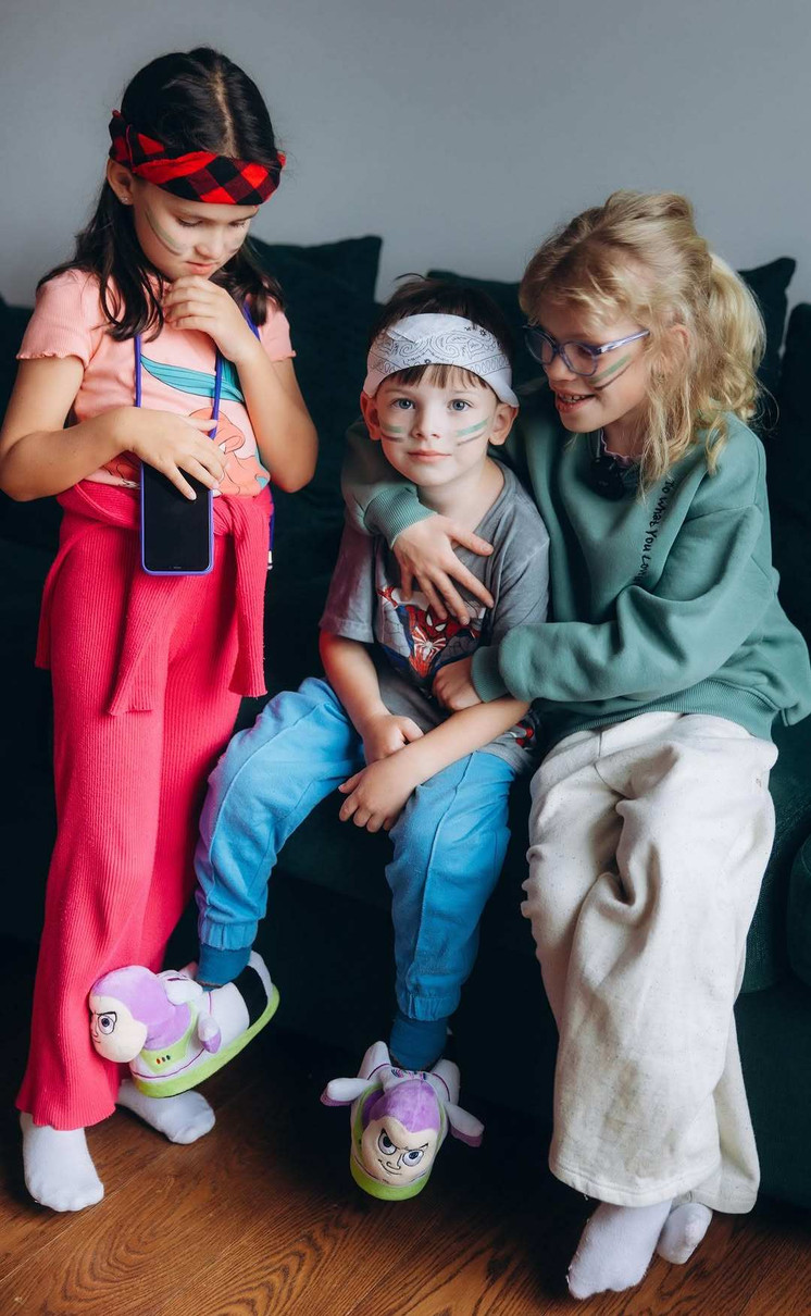 Діти Мірошниченко