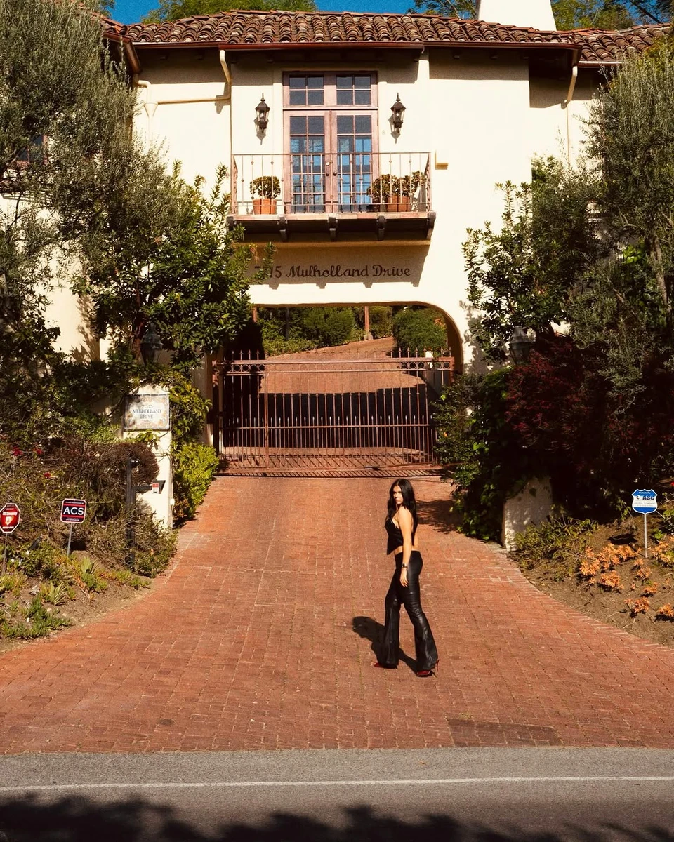 Донька Фреймут у блеку