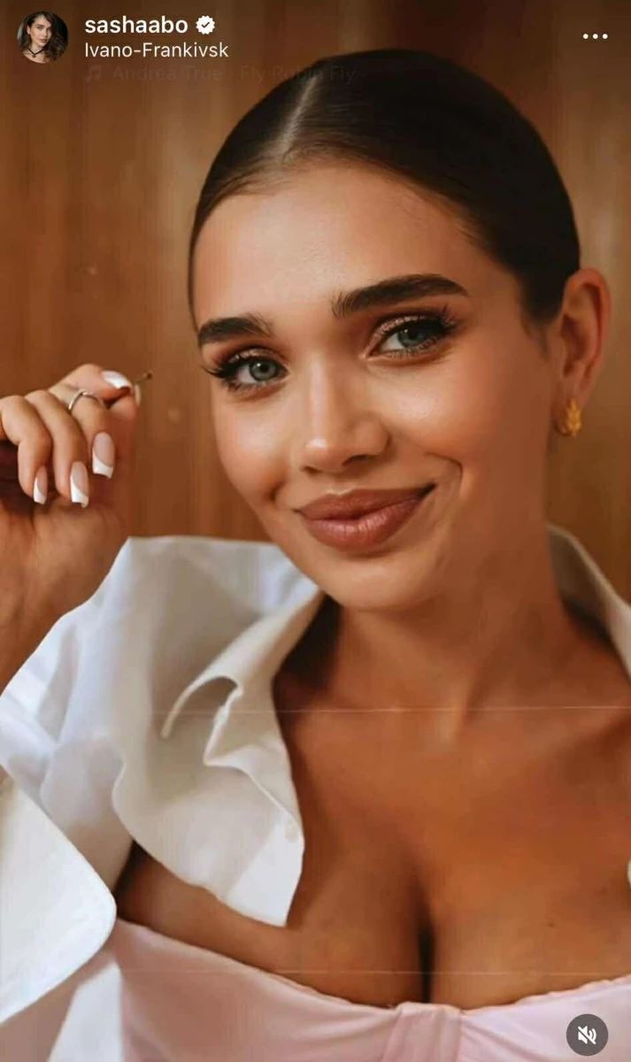 Саша Бо зняла відео до свого 30-річчя