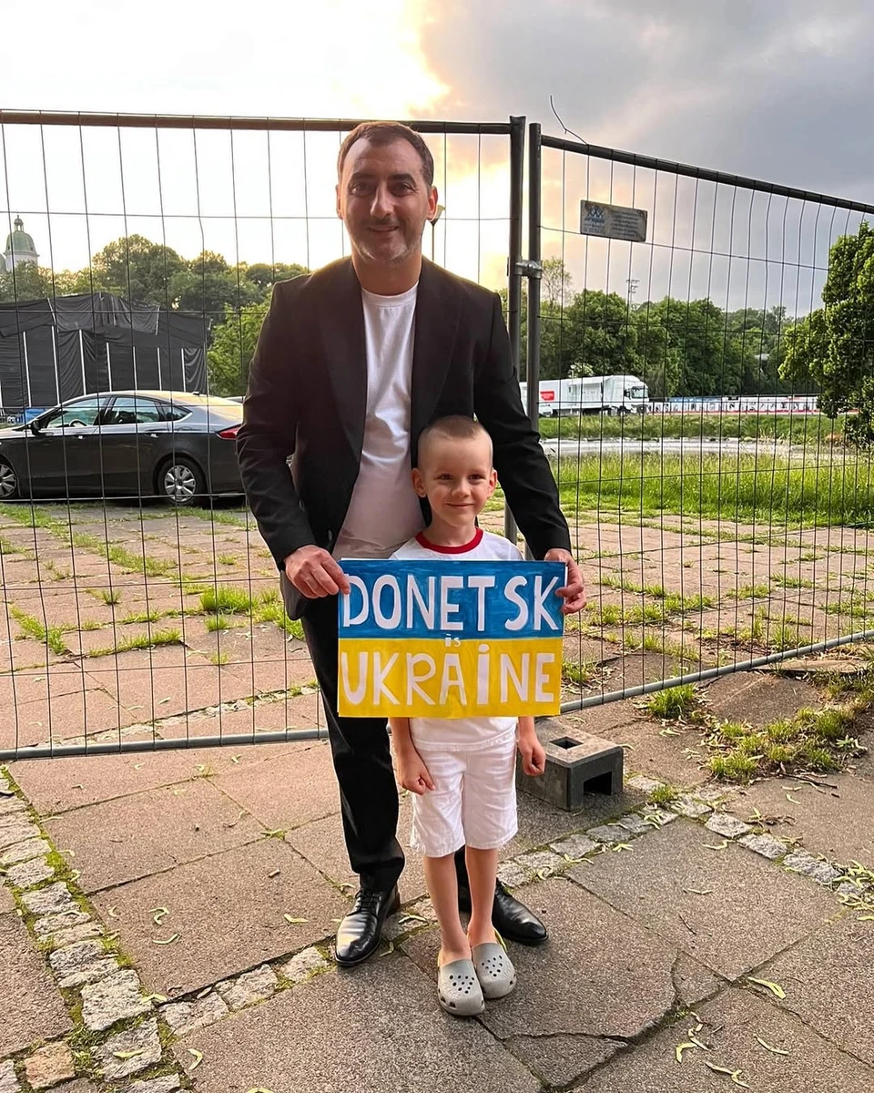 Міка Філатов з сином