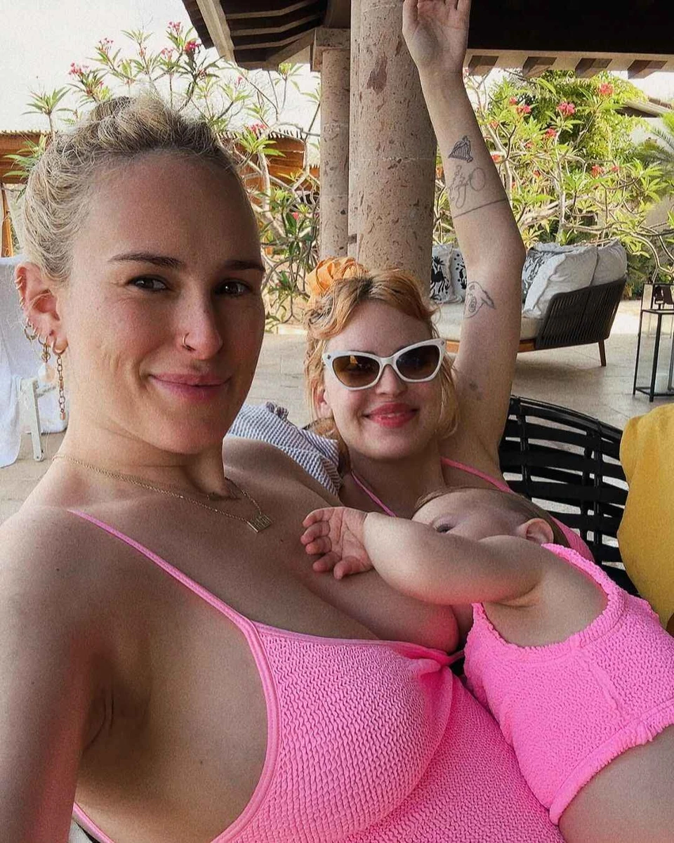 Луетта по середах теж у рожевому