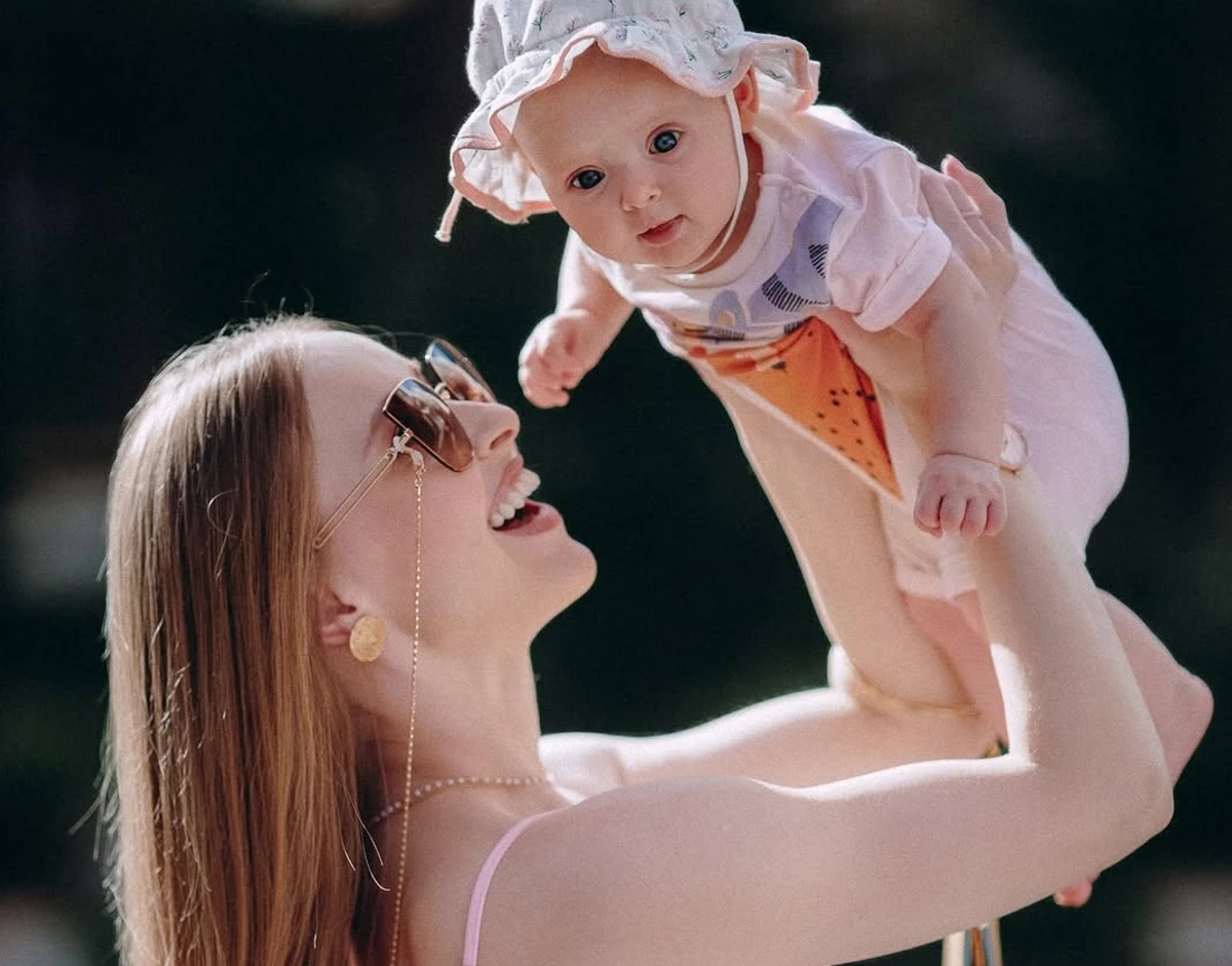 Анна Сагайдачна попозувала з дочкою для фото