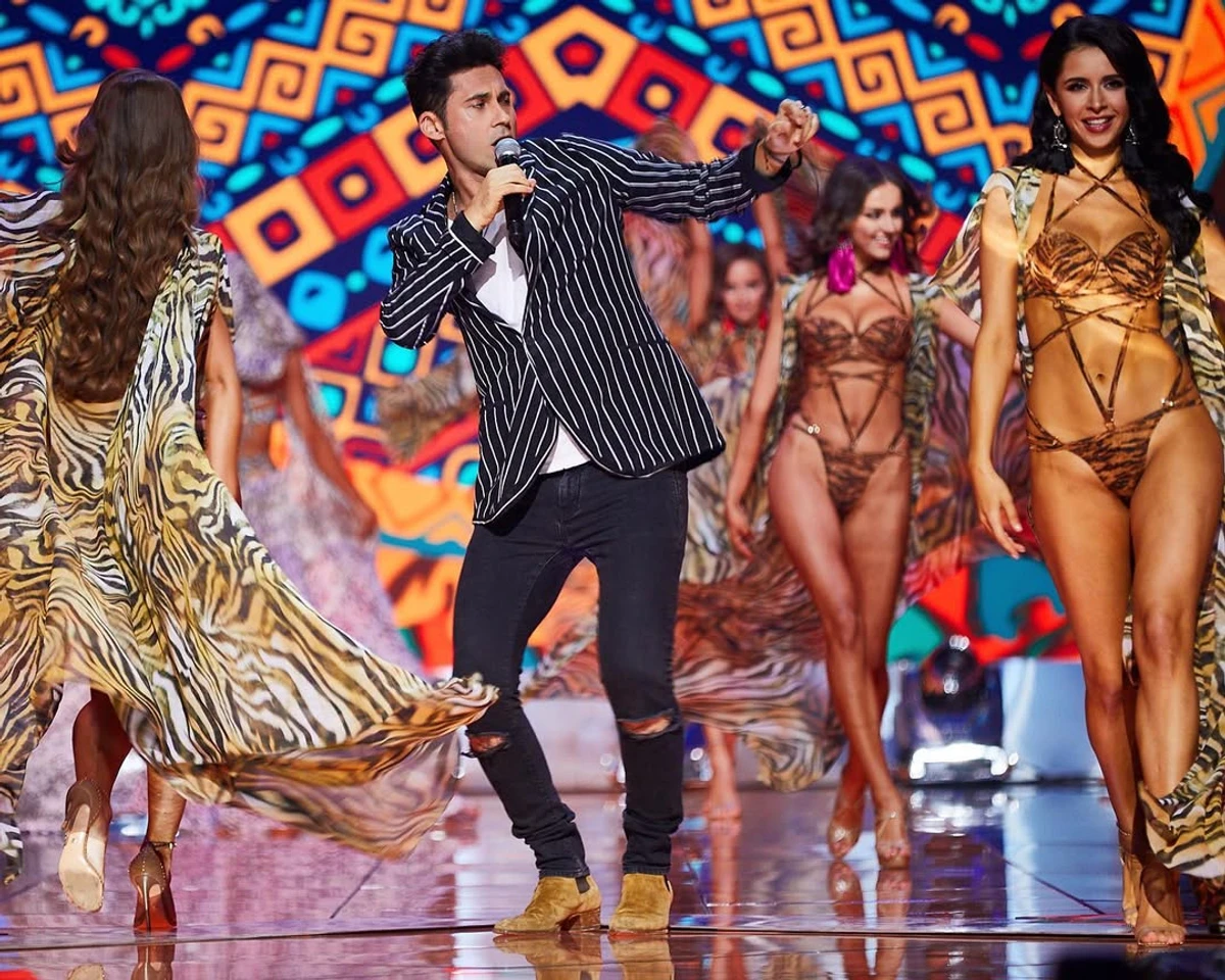 Дан Балан на сцені