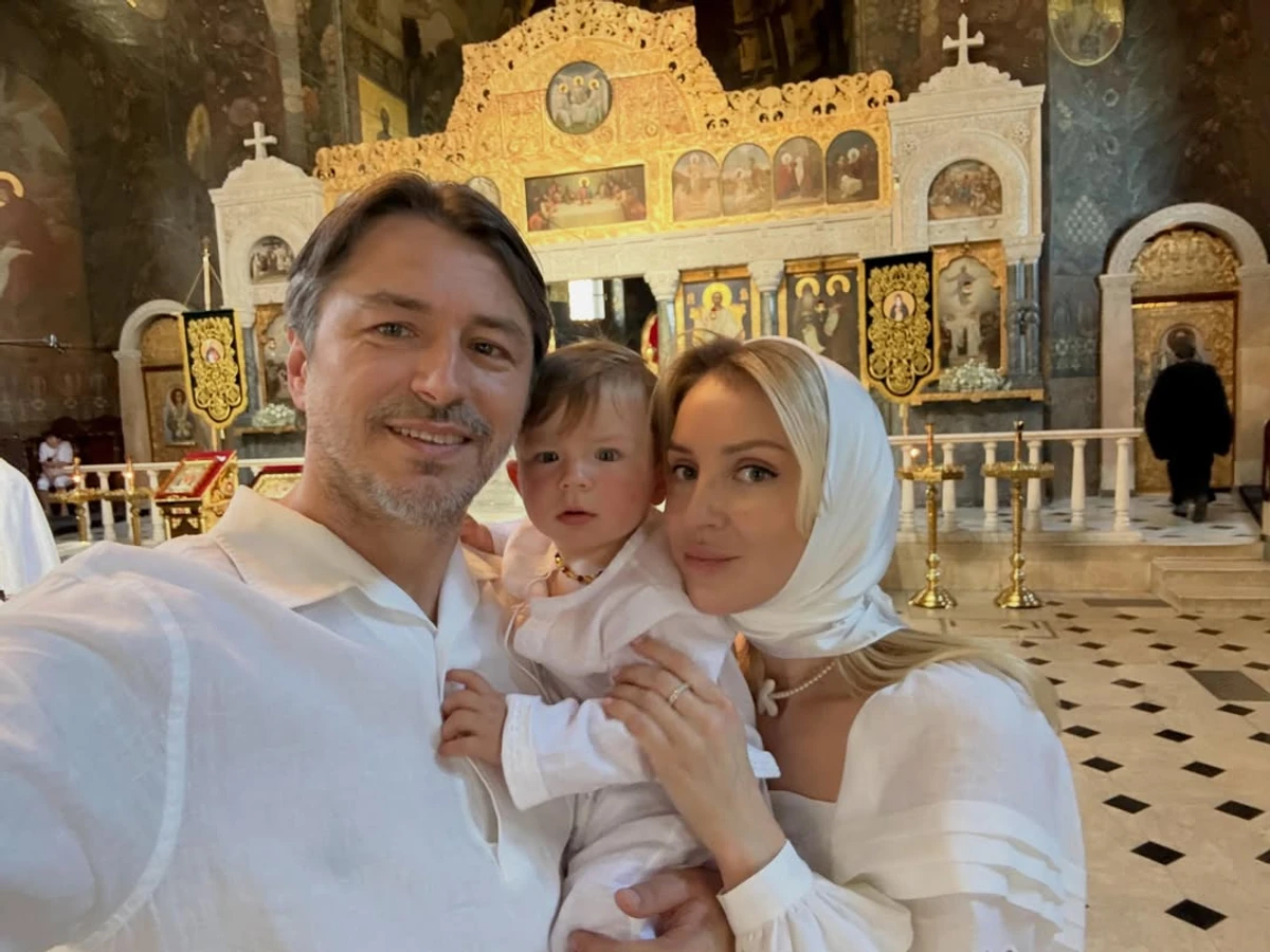 Сергій Притула з дружиною показав хрещення сина
