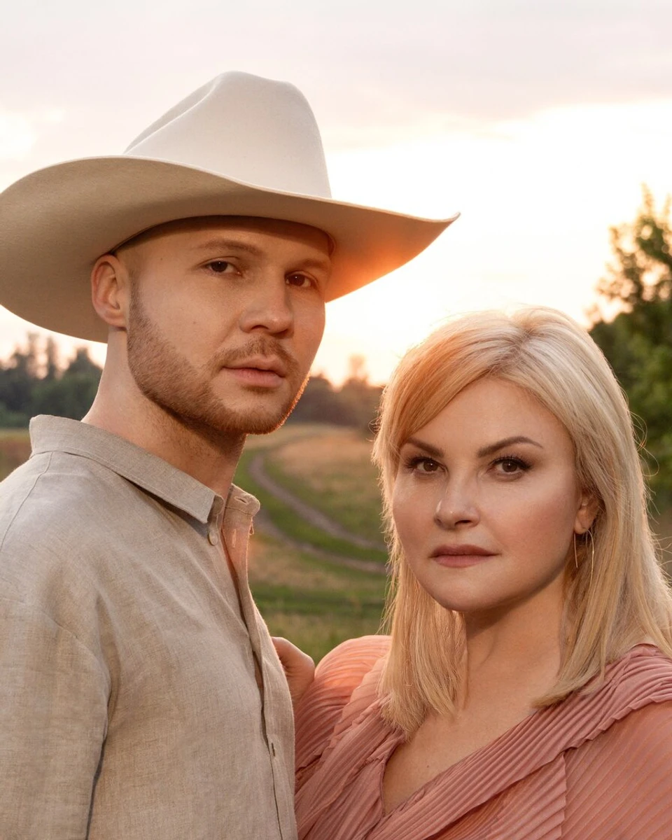 Марія Бурмака та Vlad Darwin випустили щемливий кліп на відомий хіт