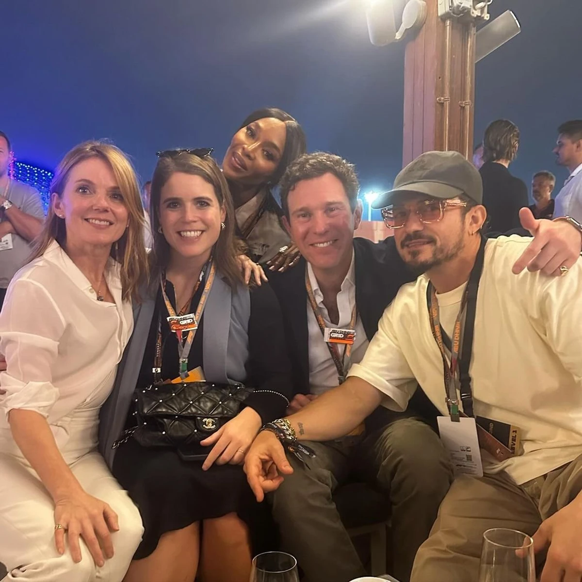 Євгенія та Джек вряди-годи кудись вирвалися без дітей: 2,5-річного Огі та майже 6-місячного Ронні 