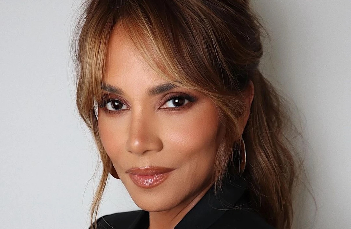 Холлі Беррі портрет