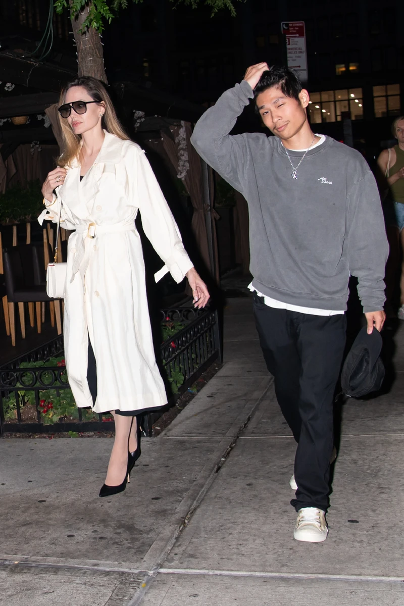 Сьогодні Паксу 19 років, проте скандальні сторіз із закритого акаунта хлопець начебто публікував, коли йому було 16 років