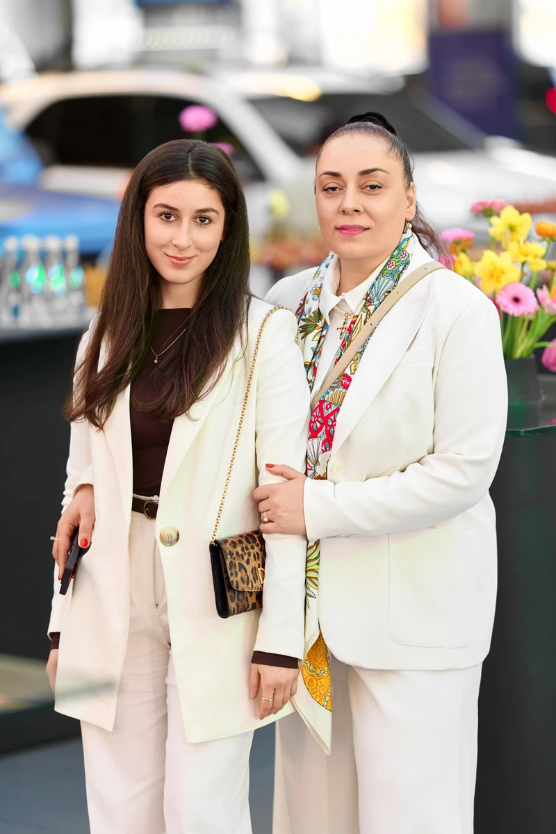 Тіна Пірцхалава, Нато Осікмашвілі