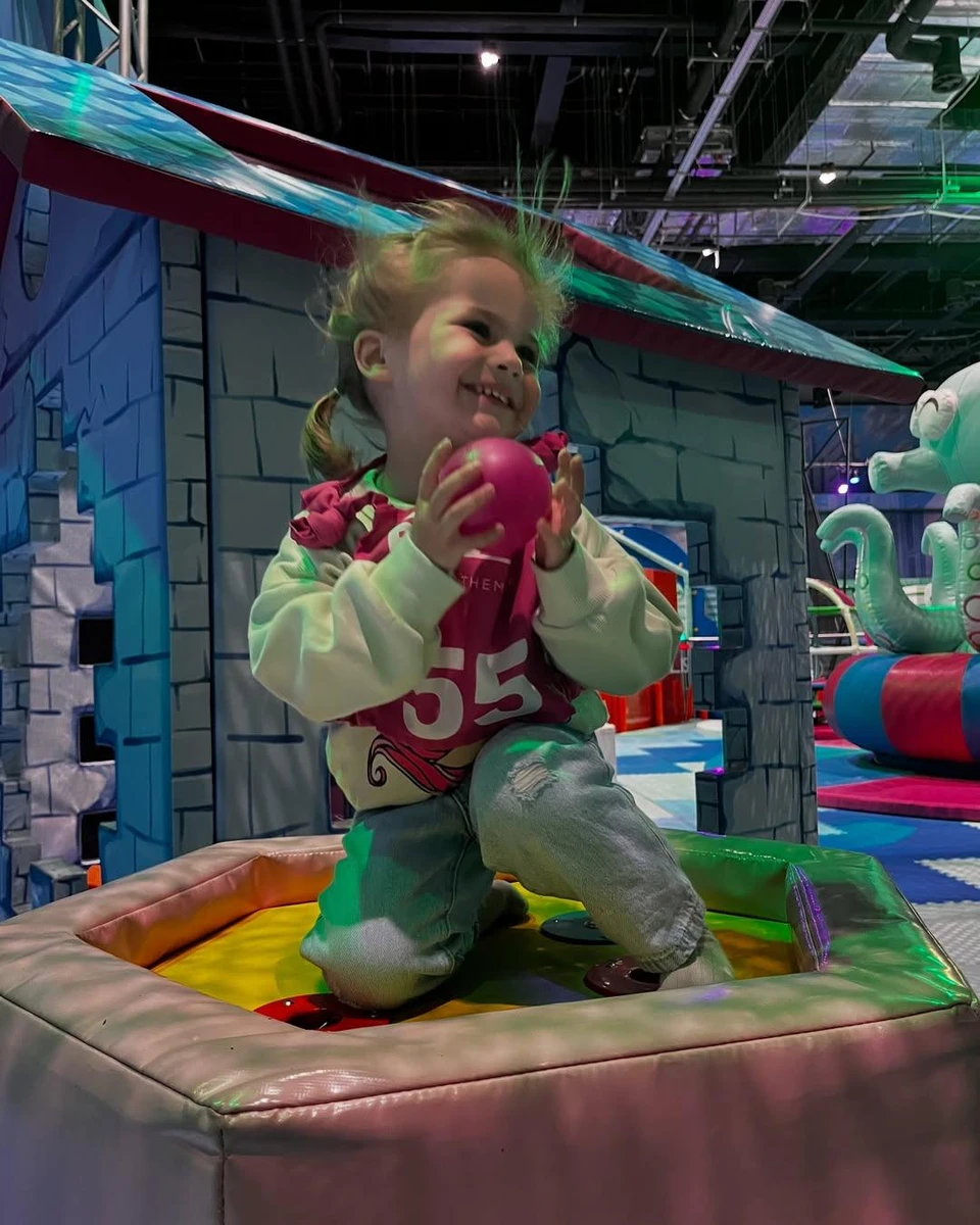 Донька Скічка та Юрушевої