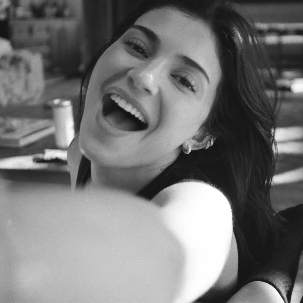 Кайлі Дженнер показала фото, на якому яскраво посміхається