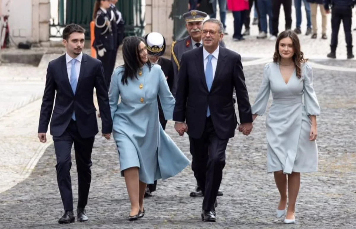 Антоніу Жузе Сегуру та його діти