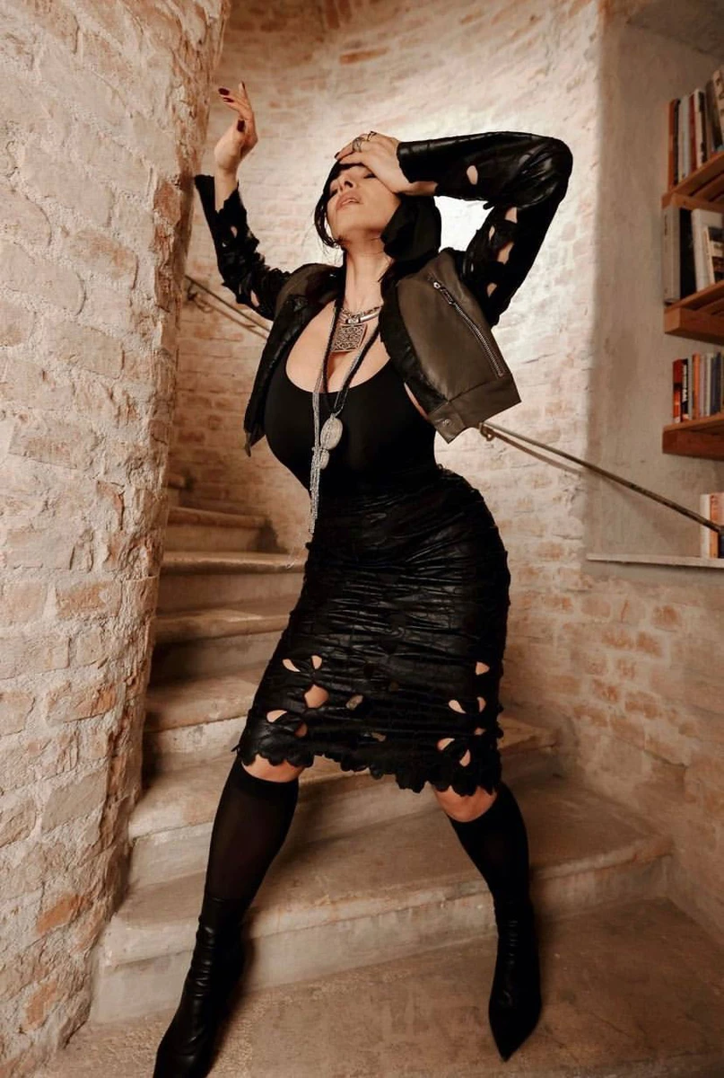 Можливо, співачка хоче стати акторкою?