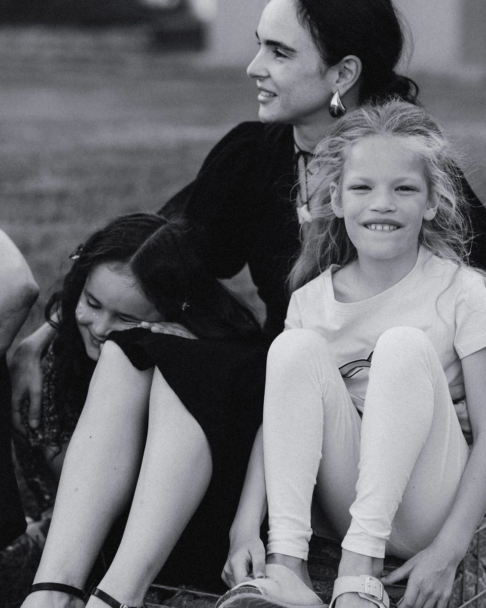 Інна Мірошниченко з доньками