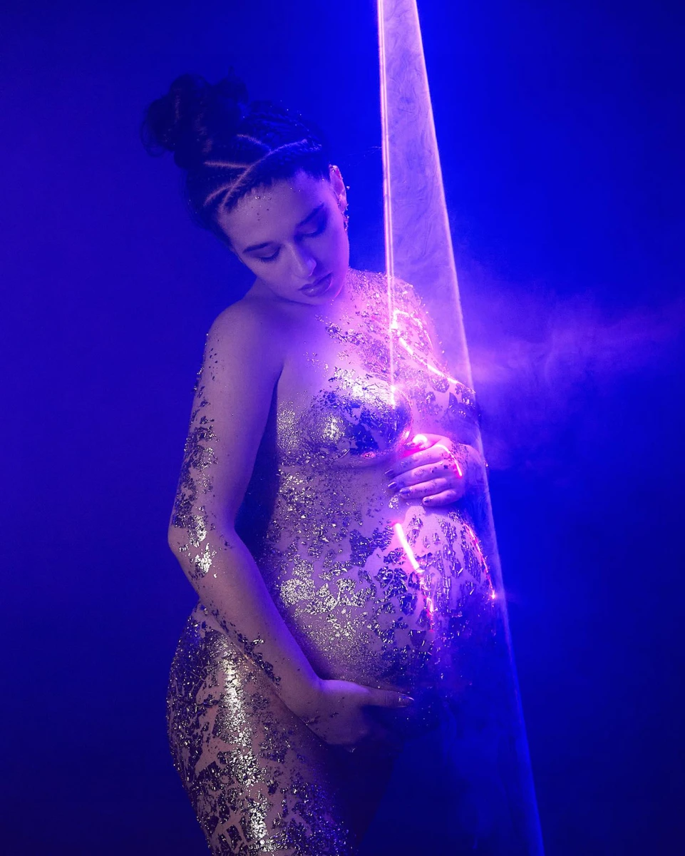 Cхоже, пік сексуальності Юлії припав на 9 місяць вагітності