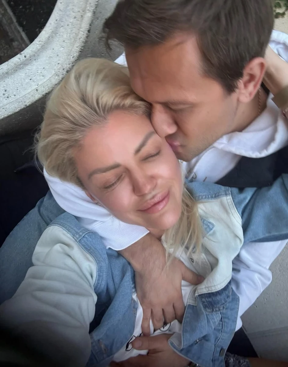 Дмитро Ступка з коханою