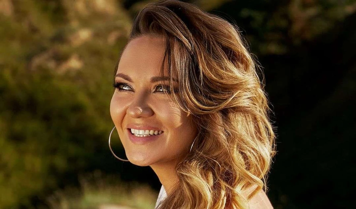 Акторка Анна Саліванчук