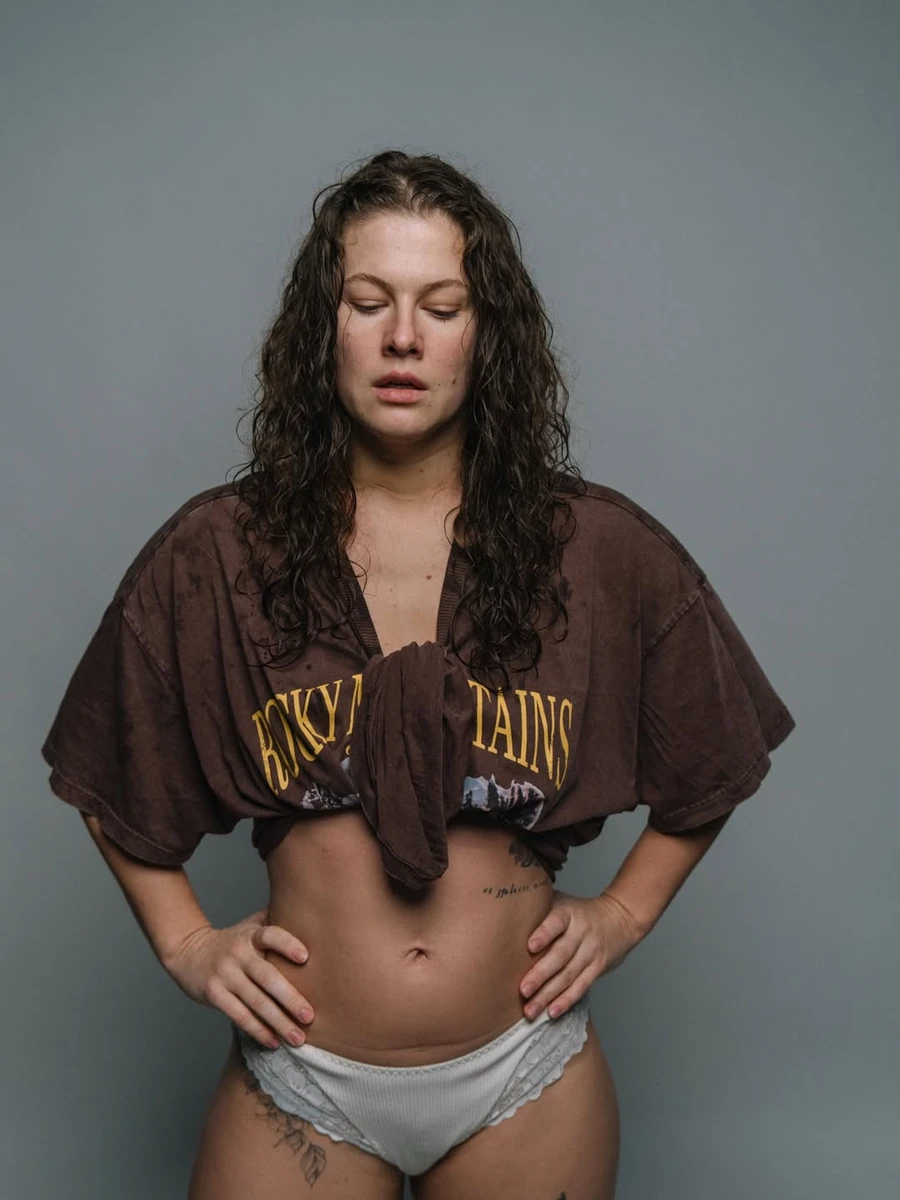 Дар'я Легейда попозувала для нових фото