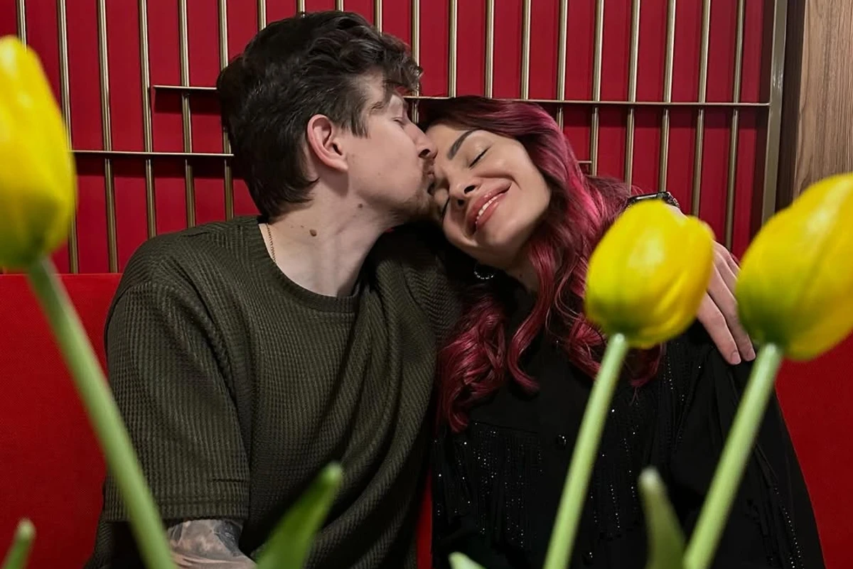 Мамаріка зі своїм чоловіком Сергієм на фото