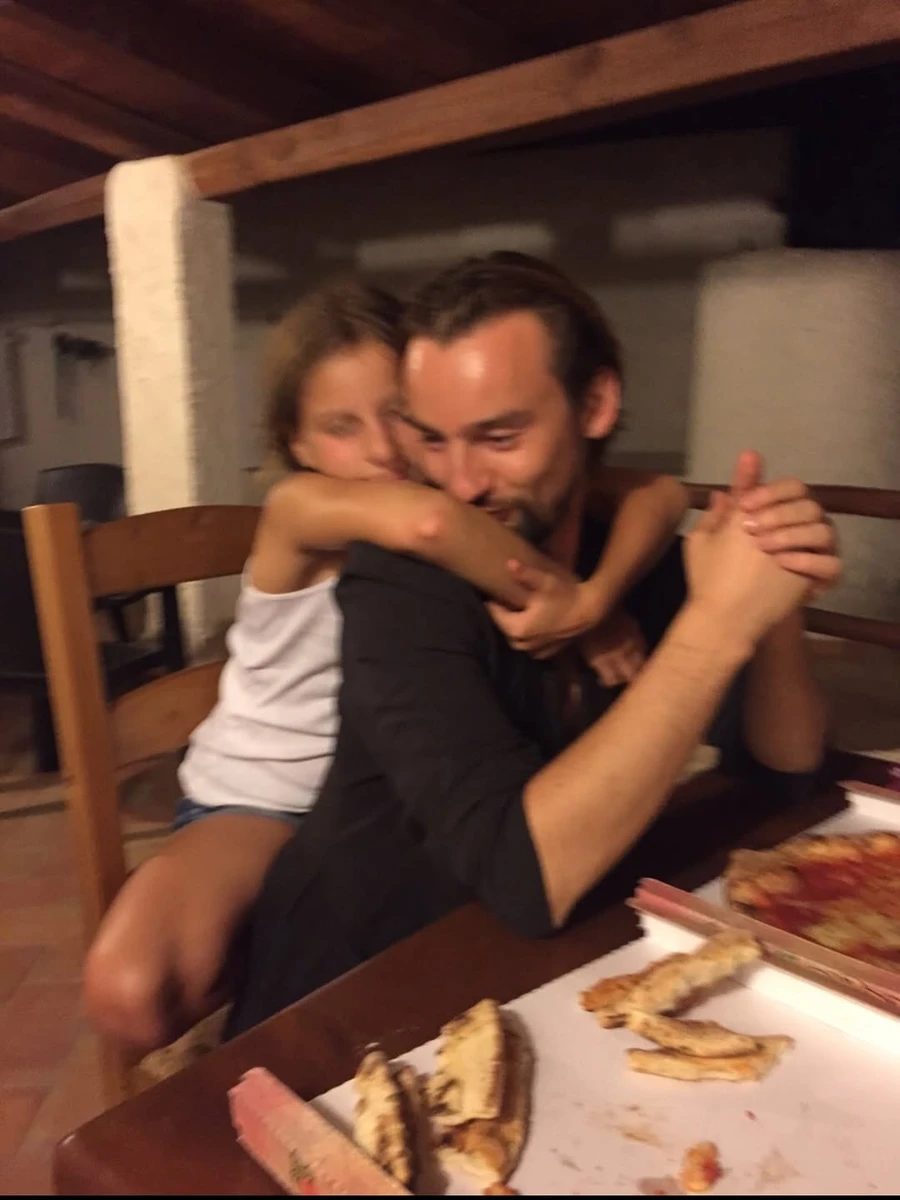 Алан Бадоєв попозував з дочкою