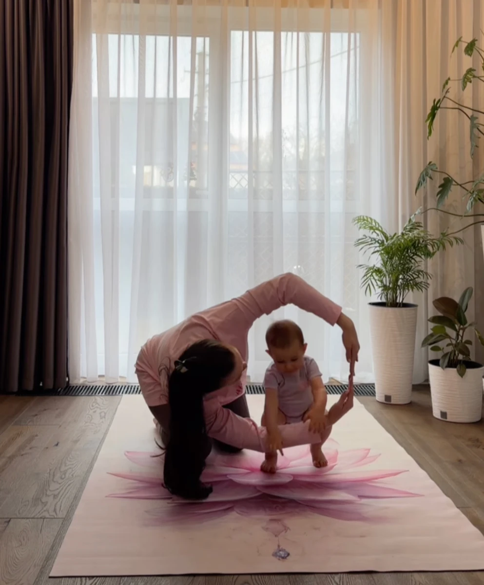 Юлія Сахневич зняла кумедне відео з маленькою дочкою від Позитива