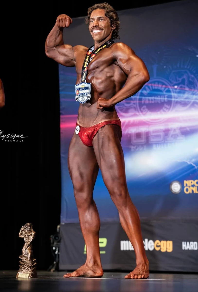 Син Шварценеггера переміг на конкурсі бодібілдерів