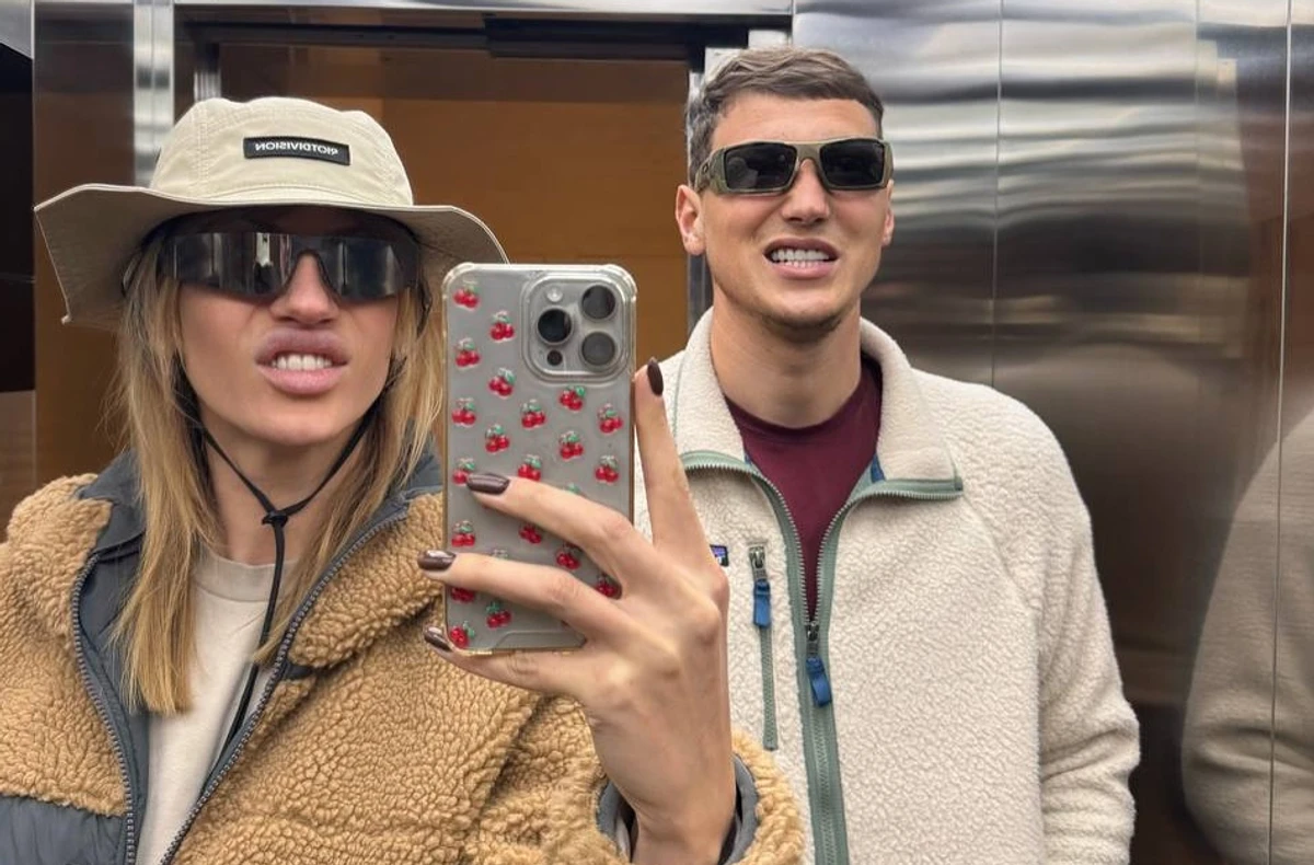 Дмитро Бабчук заселфився з Лесею Нікітюк