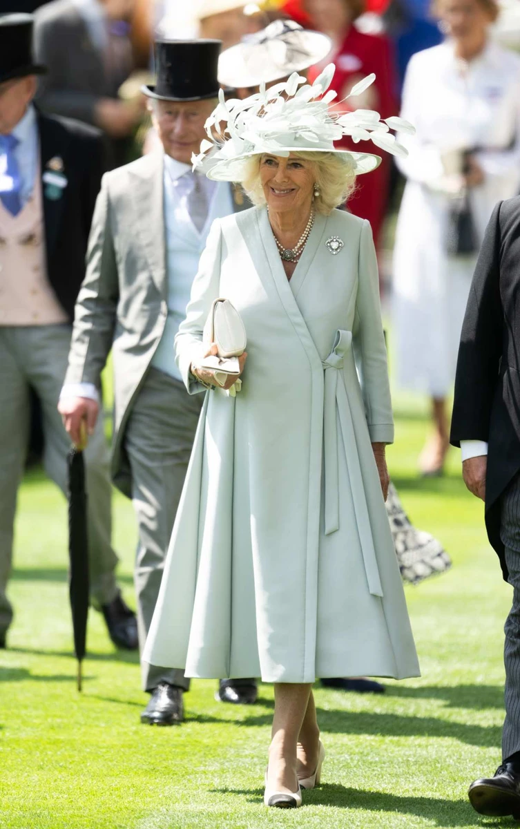 Королева Камілла