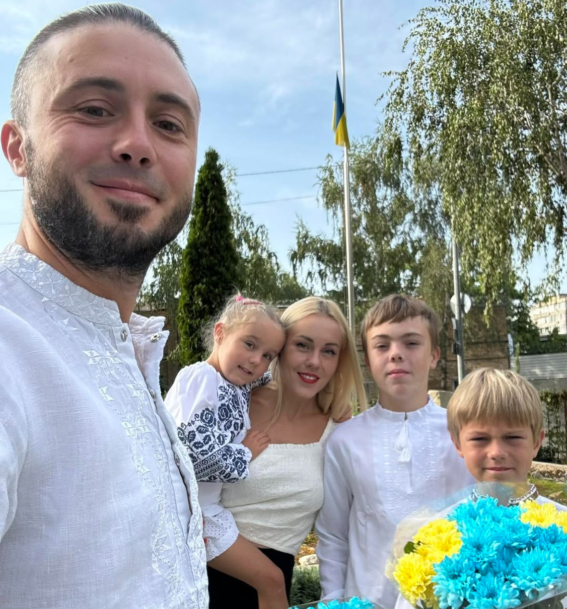 Олена і Тарас були одружені 12 років і мають трьох спільних діток