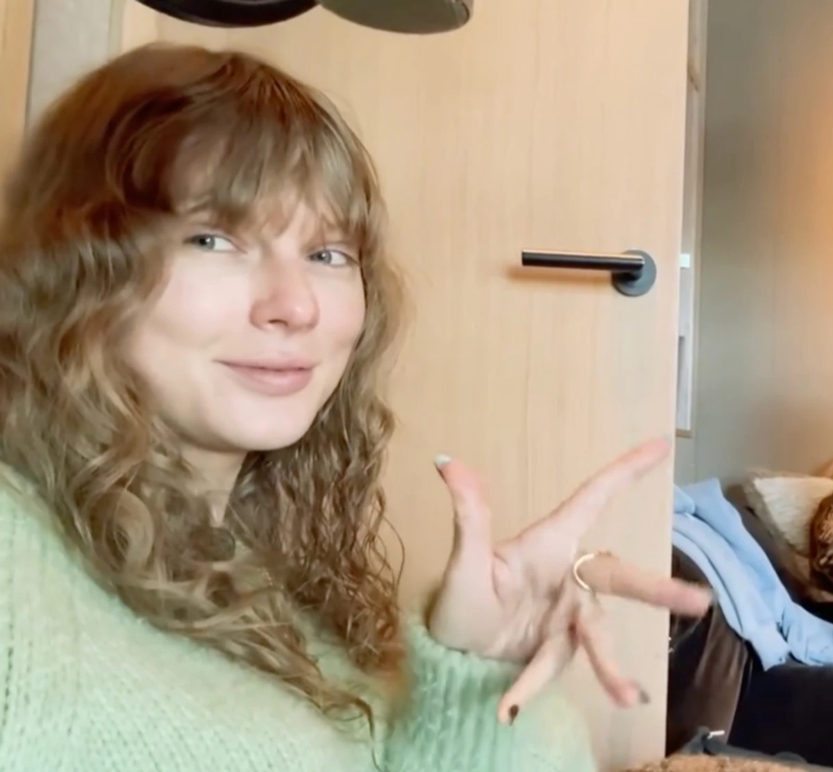 Як виглядає Тейлор Свіфт без косметики