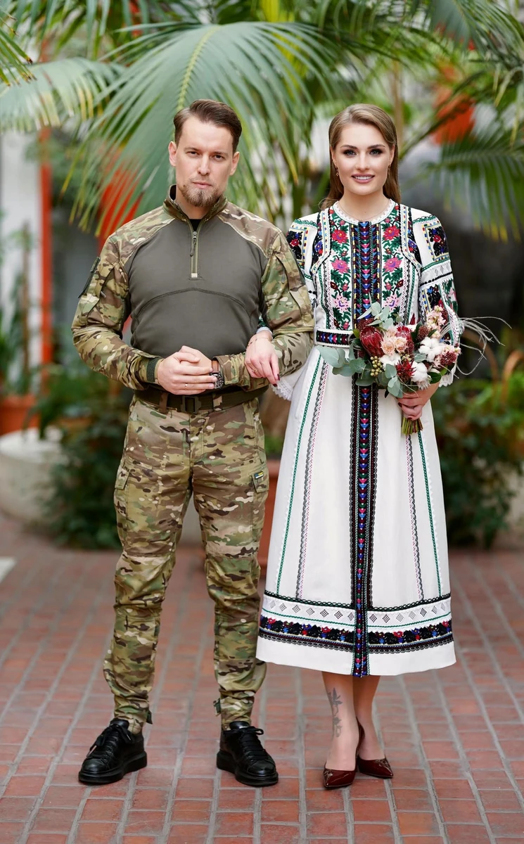 Дехтяренко розповідав, що не звертає уваги на те, що його називають секс-символом