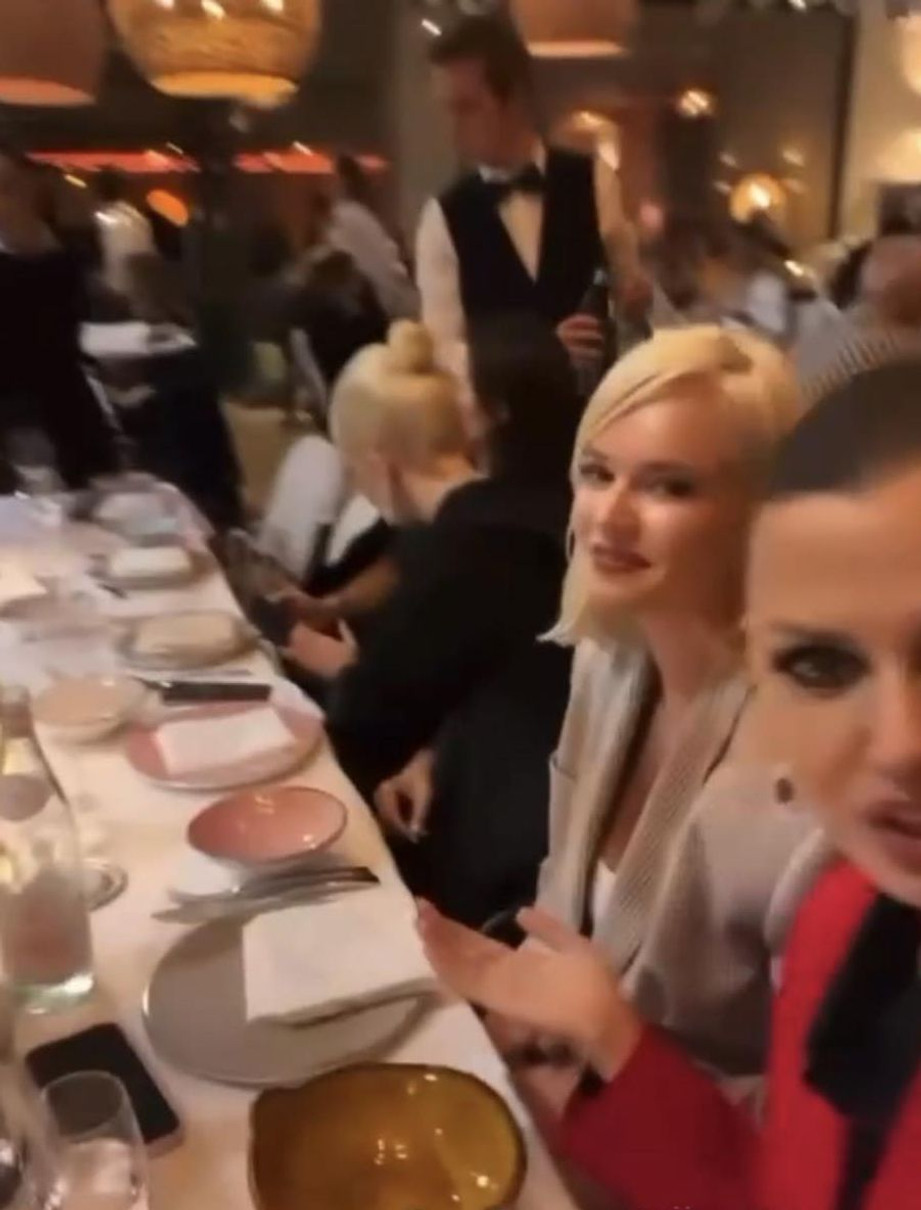 Гордієнко опинилася не просто за одним столом із Бонею, а навіть сиділа з нею поруч