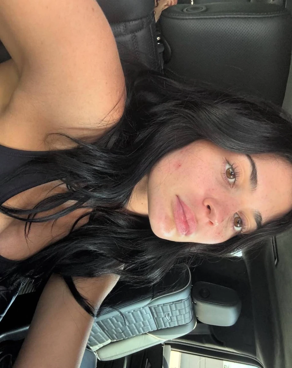 Кайлі Дженнер без мейку